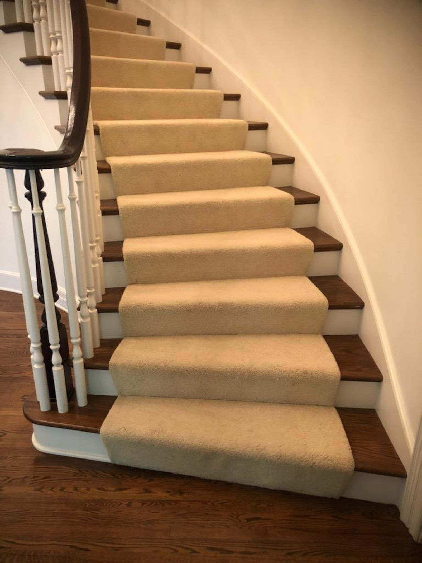 Paramount Flooring|Hardwood Stair Installation